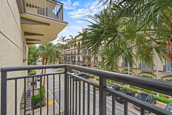 Wilton Station, 2617 NE 14th Ave #109, Wilton Manors, Florida 33334, image 3