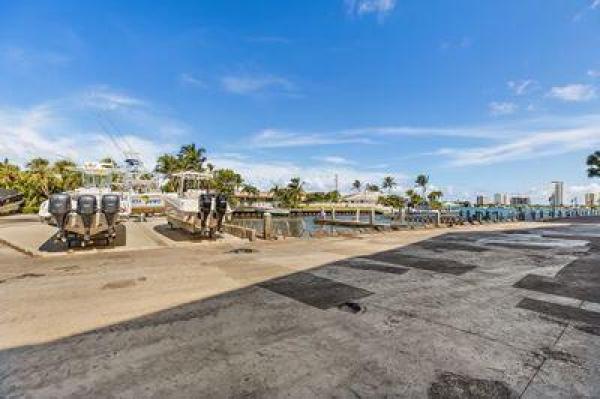 Marina Grande Club & Residences, 2640 Lake Shore Dr #2215, Riviera Beach, Florida 33404, image 1