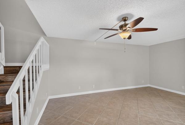 Springdale, 744 Springdale Cir, Palm Springs, Florida 33461, image 3