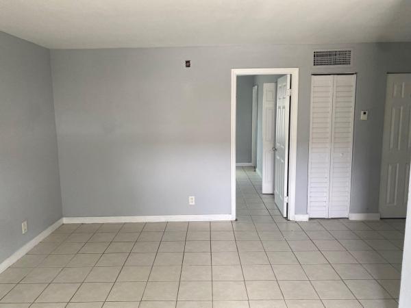 Bristol Court, 4780 NW 24th Ct #C-111, Lauderdale Lakes, Florida 33313, image 2