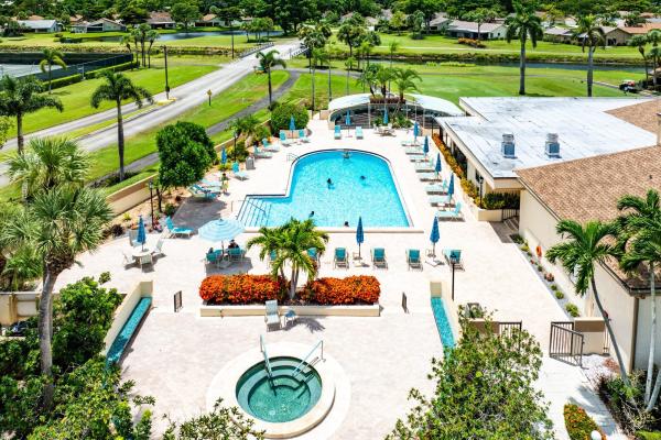 Boca Delray Golf & Country Club, 5087 Oak Hill Ln #324, Delray Beach, Florida 33484, image 2