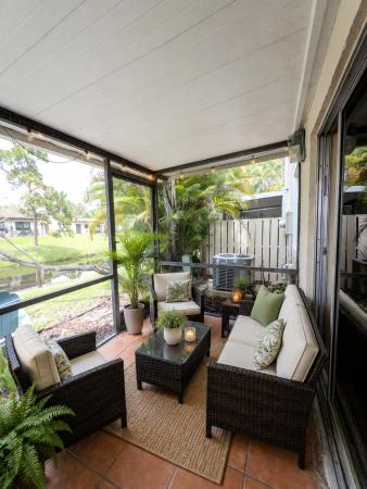Discovery Pointe, 2011 E Discovery Cir, Deerfield Beach, Florida 33442, image 2