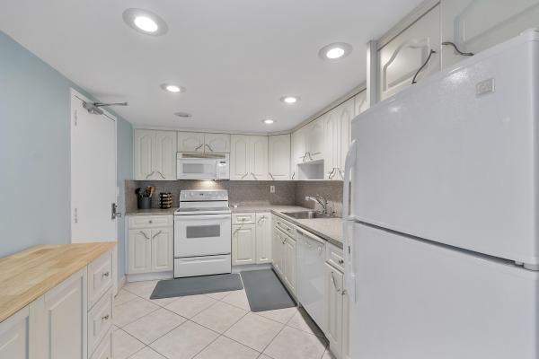 Country Club Tower Of Coral Springs, 10777 W Sample Rd #918, Coral Springs, Florida 33065, image 1