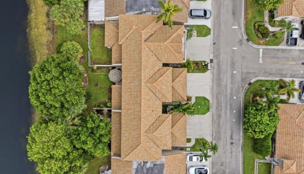 Addison Court At Wyndham Lakes, 5673 NW 117th Ave, Coral Springs, Florida 33076, image 3