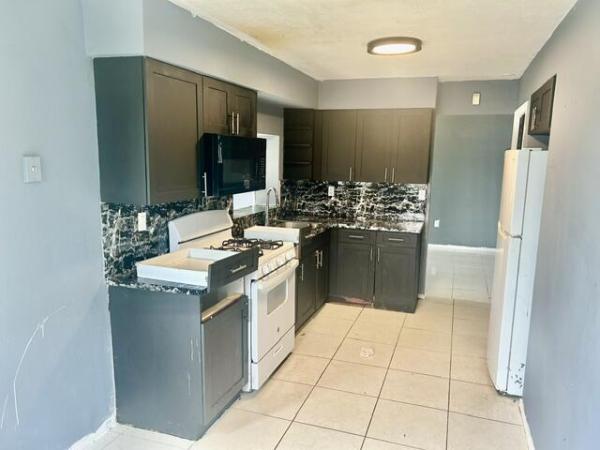 Sunrise Golf Village, 2400 NW 85th Ave, Sunrise, Florida 33322, image 3