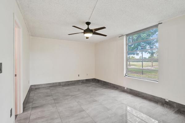 Sands Point, 8301 Sands Point Blvd #102S, Tamarac, Florida 33321, image 3