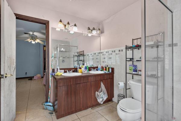 Oriole Estates, 4390 NW 35th Ave, Lauderdale Lakes, Florida 33309, image 1