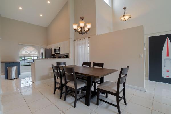 Wellington Place, 13547 Fountain View Blvd, Wellington, Florida 33414, image 2