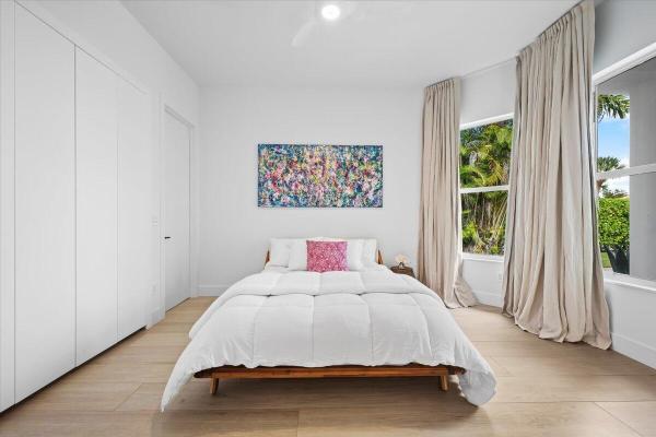Shady Oaks, 2951 Twin Oaks Way, Wellington, Florida 33414, image 2