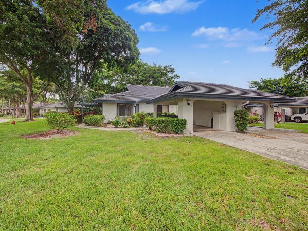Banyan Springs Patio Villas, 10089 Cherrywood Pl, Boynton Beach, Florida 33437, image 2