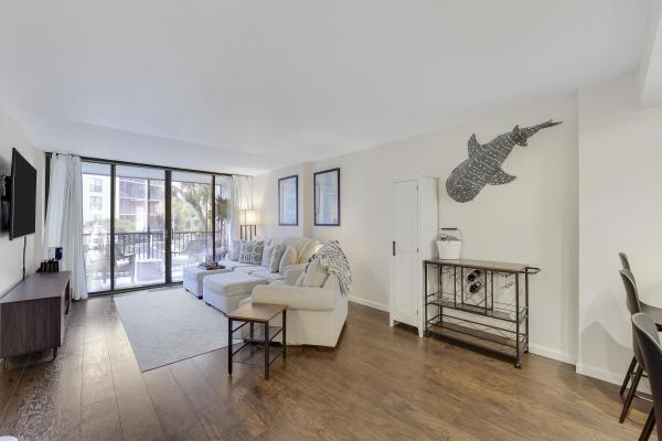 Boca Bayou, 20 Royal Palm Way #2040, Boca Raton, Florida 33432, image 3
