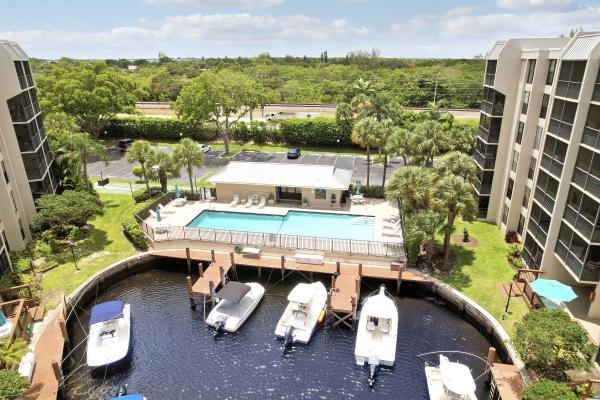 Boca Bayou, 20 Royal Palm Way #2040, Boca Raton, Florida 33432, image 2