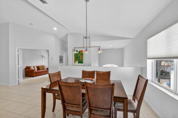 7910 Laina Ln #3, Boynton Beach, Florida 33437, image 2