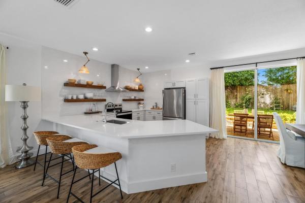 Wellington Place, 13531 Fountain View Blvd, Wellington, Florida 33414, image 1