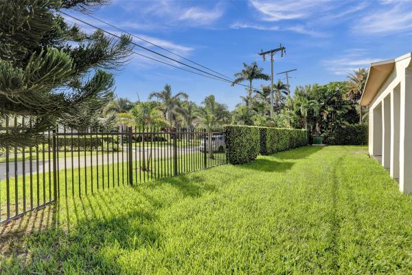 30 NE 139th St, Unincorporated Dade County, Florida 33161, image 1