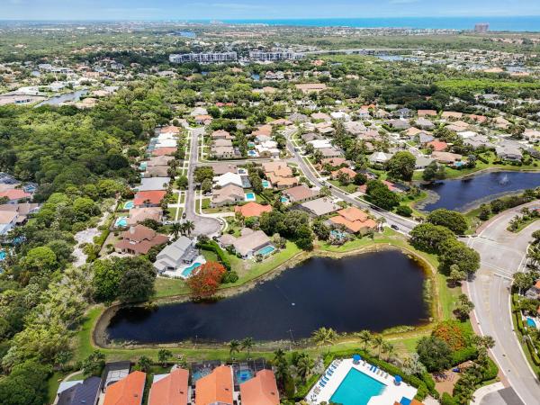The Estates At Crystal Pointe, 13345 Miles Standish Prt, Palm Beach Gardens, Florida 33410, image 3
