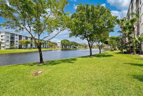 The Island At Cypress Bend, 2215 Cypress Island Dr #906, Pompano Beach, Florida 33069, image 1