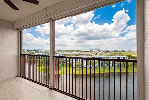 The Island At Cypress Bend, 2215 Cypress Island Dr #906, Pompano Beach, Florida 33069, image 1