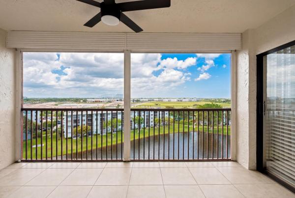 The Island At Cypress Bend, 2215 Cypress Island Dr #906, Pompano Beach, Florida 33069, image 1