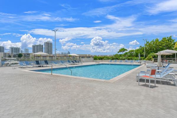 Del Prado, 18011 Biscayne Blvd #1704-1, Aventura, Florida 33160, image 3