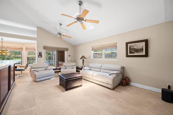Jacaranda Country Club West, 9410 Sea Turtle Mnr, Plantation, Florida 33324, image 3