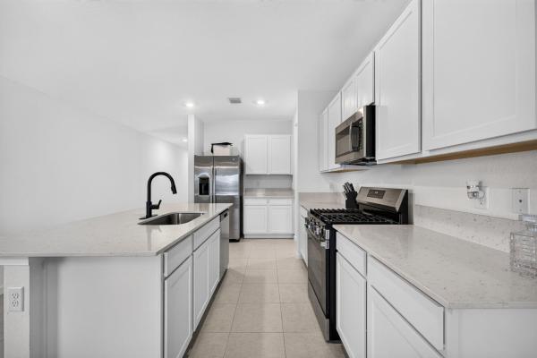 5876 NW Sweetwood Dr, Port St. Lucie, Florida 34987, image 3