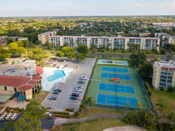 Margate At Poinciana Place, 3590 Via Poinciana #501, Lake Worth, Florida 33467, image 3