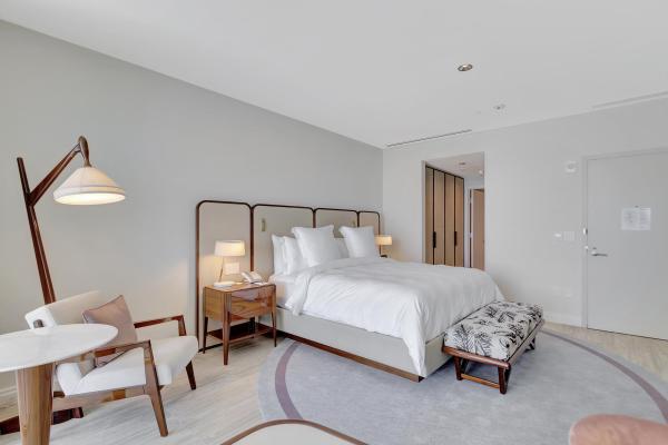 Four Seasons Hotel & Residences, 525 N Fort Lauderdale Beach Blvd #1605, Fort Lauderdale, Florida 33304, image 1