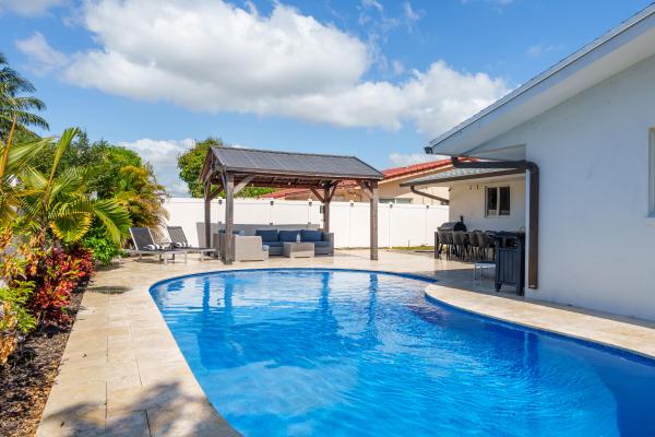Palm-Aire Village, 3166 NW 68th St, Fort Lauderdale, Florida 33309, image 1