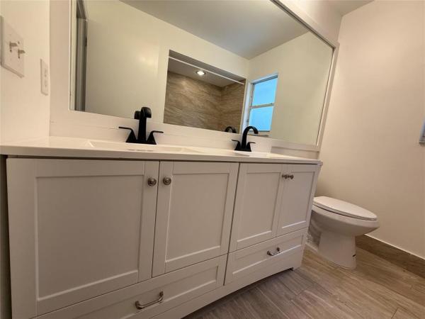 2927 Bogota Ave, Cooper City, Florida 33026, image 2