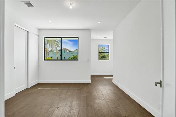 Colee Hammock, 1211 SE 1st St, Fort Lauderdale, Florida 33301, image 1