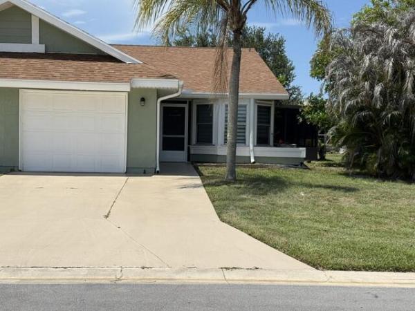 Rivergreen Villas, 1478 SE Larkwood Cir, Port St. Lucie, Florida 34952, image 2