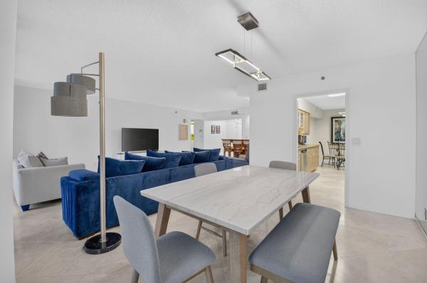 Mayfair Of Boca Raton, 1401 S Ocean Blvd #1060, Boca Raton, Florida 33432, image 2