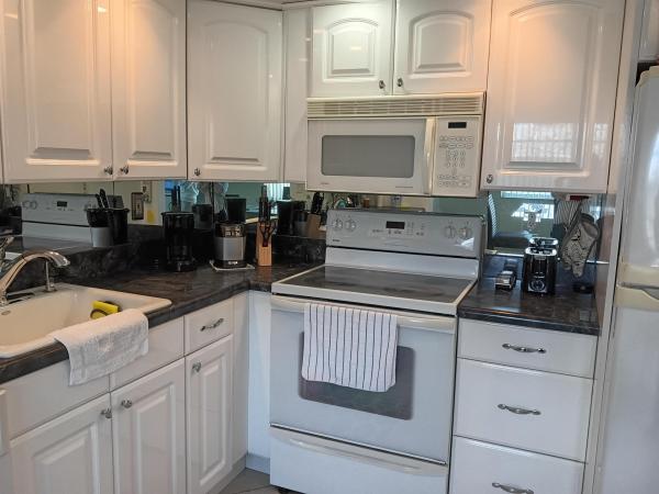 697 Flanders Dr, Delray Beach, Florida 33484, image 1