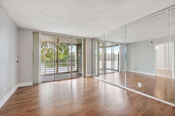 Poinciana Place Of Pine Island Ridge, 9450 Poinciana Pl #211, Davie, Florida 33324, image 1