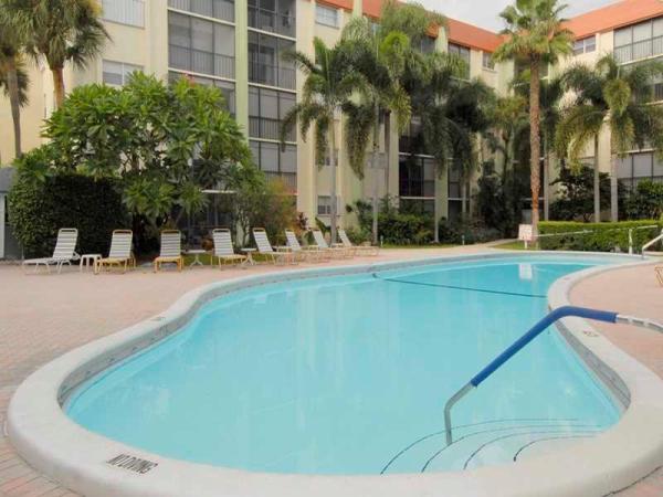 Cross Fox, 5321 NE 24th Ter #512A, Fort Lauderdale, Florida 33308, image 3