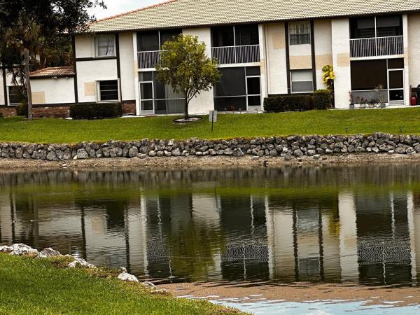 Brittany Court, 2423 NW 89th Dr #113, Coral Springs, Florida 33065, image 3