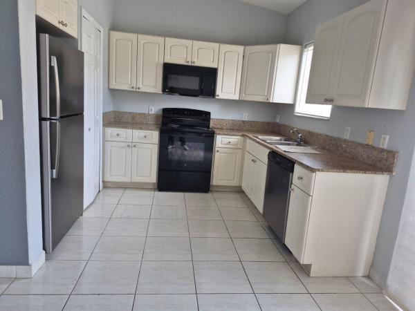 7211 NW 174th Ter #203, Hialeah, Florida 33015, image 3