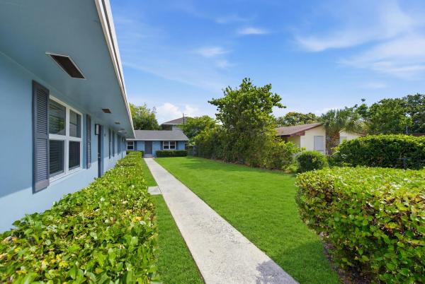 349 Wickline Blvd, Lantana, Florida 33462, image 1