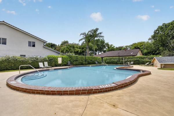 Wimbledon At Jacaranda, 124 Wimbledon Lake Dr, Plantation, Florida 33324, image 1