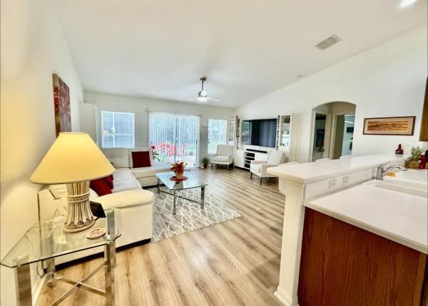 Palm Lake Gardens, 2906 Serenity Cir, Fort Pierce, Florida 34981, image 2