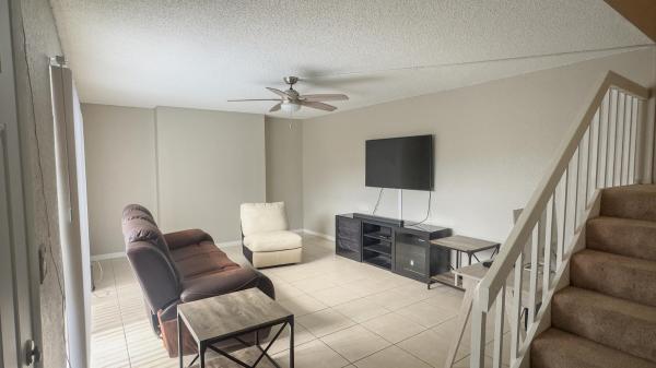 Lakewood Of Palm Springs, 407 Arabian Rd, Palm Springs, Florida 33461, image 3