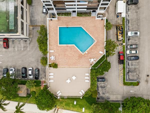 The Palm Beach House, 5600 N Flagler Dr #402, West Palm Beach, Florida 33407, image 1