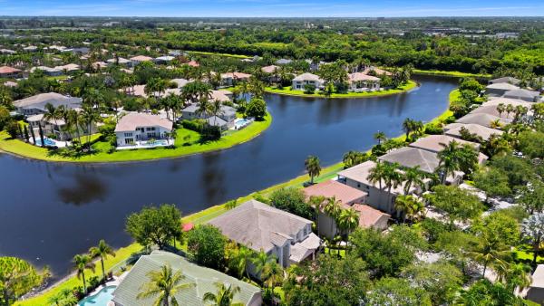 Saturnia Isles, 9559 Barletta Winds Pt, Delray Beach, Florida 33446, image 2