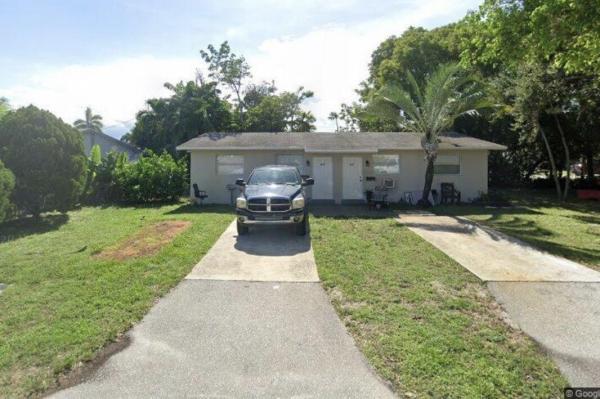 Reed Land, 4951 SW 26th Ave #1-2, Dania Beach, Florida 33312, image 2