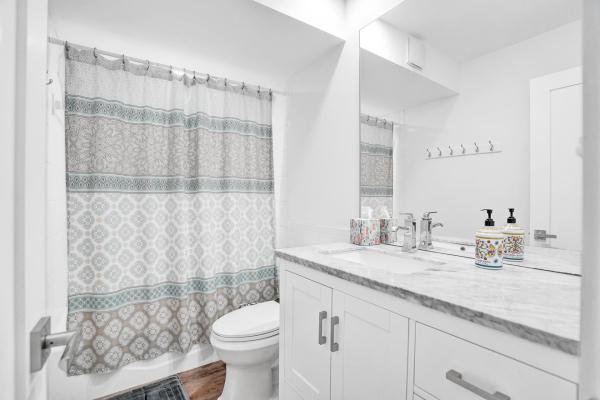 Harbor House North, 101 N Birch Rd #102, Fort Lauderdale, Florida 33304, image 2