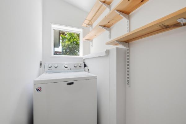 Vinik, 854 SW 11th St, Fort Lauderdale, Florida 33315, image 2