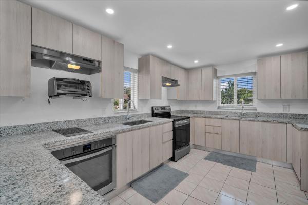 Driftwood Estates, 7321 Cody St, Hollywood, Florida 33024, image 1