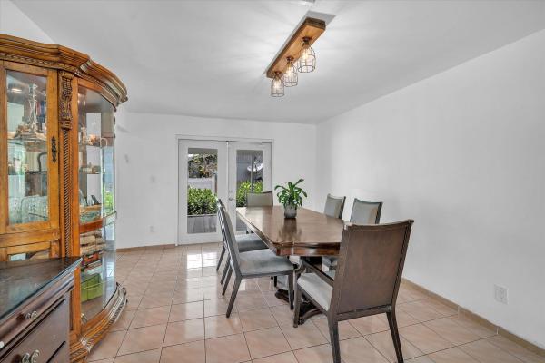 Driftwood Estates, 7321 Cody St, Hollywood, Florida 33024, image 3