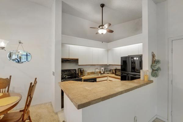 Dunbar Woods, 1109 Duncan Cir #203, Palm Beach Gardens, Florida 33418, image 3